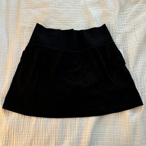 Athleta Salutation Stash Pocket 14.5” Skort